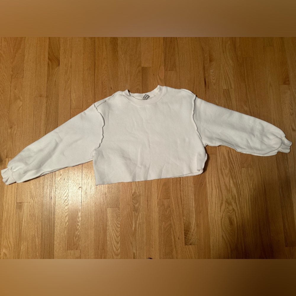 Cropped Crewneck